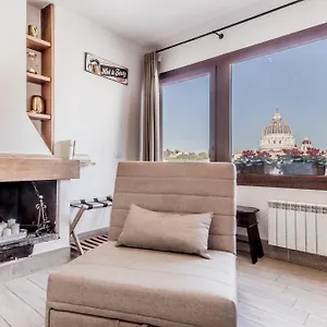 My San Pietro Home, Vaticano Apartment